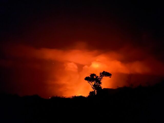 We made the drive to Hawaiʻi Volcanoes National Park last night to see Kīlauea's eruption.  It was partly raining, however stars were still visible and the wind was very gusty.  Elevation is 4000 feet so the temperature change reminded us what we have to look forward to going home!  Couldn't see into the crater but it was a powerful feeling just being there.

With @hawley_bay @ben_maclennan 

#Kīlauea # volcano #Hawaii #bigisland